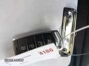 ✅ 2021 Genesis G70 3.3T • VIN: KMTG34LE0MU071526 • Lot: 43824012. Wystawiony na IAAI z przebiegiem 20 078 mil. Bezpłatny archiwum sprzedaży aukcyjnych z USA i szczegółowy raport historii pojazdu na DreamBid. Zdjęcie 9.