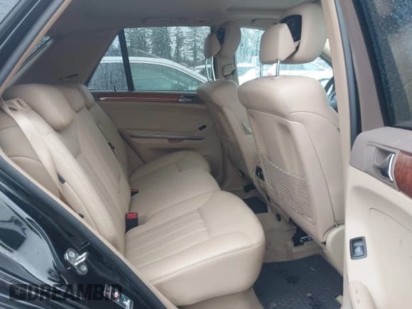 ✅ 2008 Mercedes-Benz M 350 • VIN: 4JGBB86E18A354387 • Lot: 43693207. Listed on IAAI with 155,699 mi. Free auction sales archive from the USA and detailed vehicle history report at DreamBid. Image 8.