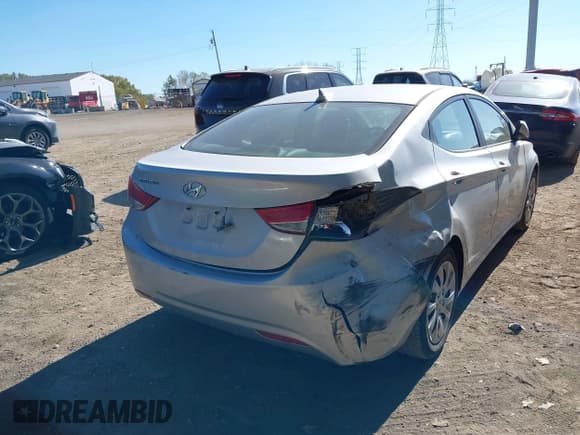 ✅ 2012 Hyundai Elantra GLS • VIN: 5NPDH4AE9CH089974 • Lot: 43474560. Listed on IAAI with 174,190 mi. Free auction sales archive from the USA and detailed vehicle history report at DreamBid. Image 4.