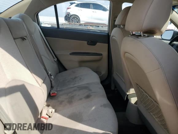 ✅ 2010 Hyundai Accent GL • VIN: KMHCN4BC3AU436876 • Лот: 61495085. Опубликован ранее на Copart с пробегом 182 467 миль. Бесплатный доступ к архиву аукционных продаж из США и подробный отчёт об истории автомобиля на DreamBid. Изображение 10.