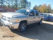 ✅ 2007 Chevrolet Silverado 1500 1LT • VIN: 2GCEC13J871688674 • Lot: 43707213. Wystawiony na IAAI z przebiegiem 293 504 mil. Bezpłatny archiwum sprzedaży aukcyjnych z USA i szczegółowy raport historii pojazdu na DreamBid. Zdjęcie 2.