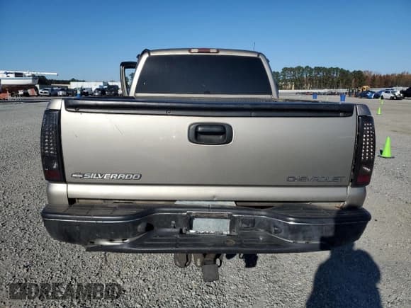 ✅ 2001 Chevrolet Silverado 1500 LS • VIN: 1GCEK19T31Z117748 • Lot: 92374665. Listed on Copart with 348,786 mi. Free auction sales archive from the USA and detailed vehicle history report at DreamBid. Image 6.