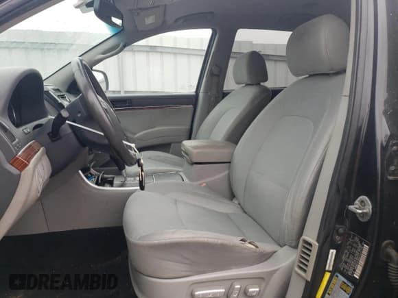 ✅ 2008 Hyundai Veracruz GLS • VIN: KM8NU73C98U073215 • Lot: 93227145. Listed on Copart with 157,564 mi. Free auction sales archive from the USA and detailed vehicle history report at DreamBid. Image 7.