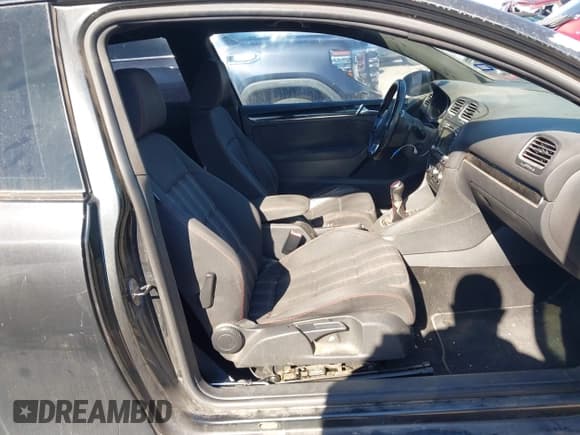 ✅ 2010 Volkswagen Golf GTI • VIN: WVWEV7AJ2AW178806 • Lot: 41311738. Listed on IAAI with 166,054 mi. Free auction sales archive from the USA and detailed vehicle history report at DreamBid. Image 5.