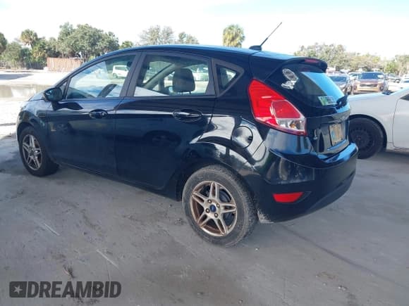 ✅ 2019 Ford Fiesta SE • VIN: 3FADP4EJ4KM113039 • Lot: 43899986. Listed on IAAI with 147,610 mi. Free auction sales archive from the USA and detailed vehicle history report at DreamBid. Image 3.