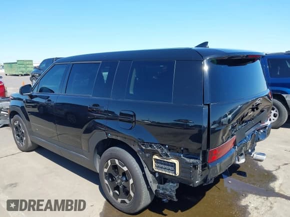 ✅ 2025 Hyundai Santa Fe SE • VIN: 5NMP14GL0SH106499 • Lot: 43292236. Listed on IAAI with 47,093 mi. Free auction sales archive from the USA and detailed vehicle history report at DreamBid. Image 3.