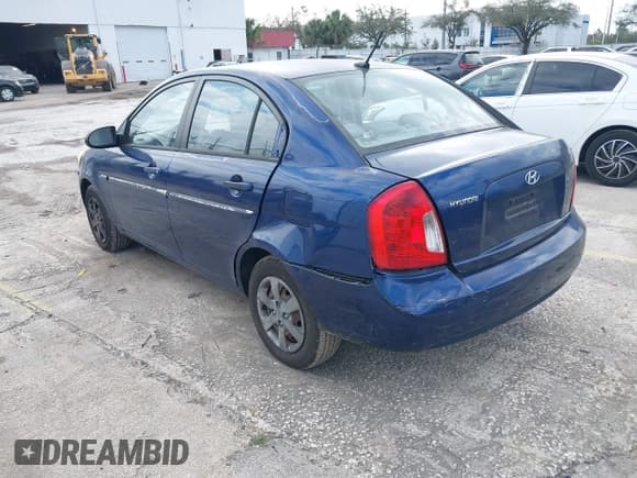 ✅ 2008 Hyundai Accent GLS • VIN: KMHCN46C88U259388 • Лот: 41546304. Опубликован ранее на IAAI с пробегом 98 711 миль. Бесплатный доступ к архиву аукционных продаж из США и подробный отчёт об истории автомобиля на DreamBid. Изображение 3.
