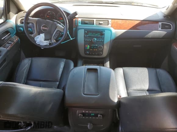 ✅ 2014 GMC Yukon XL SLE • VIN: 1GKS2HE79ER181033 • Лот: 57874735. Опубликован ранее на Copart с пробегом 206 487 миль. Бесплатный доступ к архиву аукционных продаж из США и подробный отчёт об истории автомобиля на DreamBid. Изображение 8.