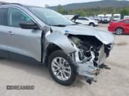 ✅ 2022 Ford Escape SE • VIN: 1FMCU9G62NUA42990 • Lot: 43327923. Listed on IAAI with 76,773 mi. Free auction sales archive from the USA and detailed vehicle history report at DreamBid. Image 6.