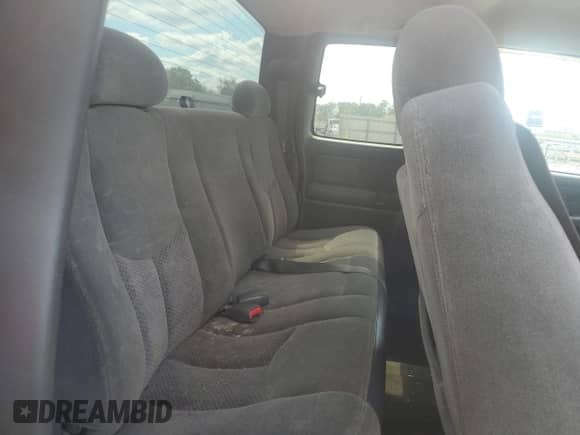 2003 Chevrolet Silverado 1500 LS with VIN 2GCEC19T231258044, listed as a Copart auction lot 84606025 with 174,012 mi miles and Salvage title. Bid and sale history available at DreamBid. Image 10.