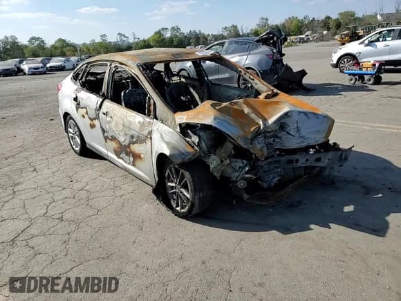 ✅ 2016 Ford Focus SE • VIN: 1FADP3FE1GL401315 • Лот: 73139244. Опубликован ранее на Copart с пробегом Не указан. Бесплатный доступ к архиву аукционных продаж из США и подробный отчёт об истории автомобиля на DreamBid. Изображение 11.