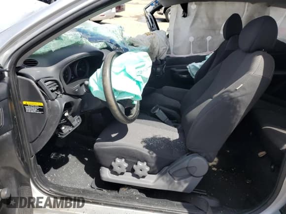 ✅ 2007 Hyundai Accent GS • VIN: KMHCM36C57U003947 • Лот: 66465253. Опубликован ранее на Copart с пробегом Не указан. Бесплатный доступ к архиву аукционных продаж из США и подробный отчёт об истории автомобиля на DreamBid. Изображение 7.