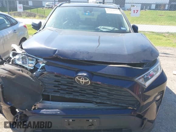 ✅ 2020 Toyota RAV4 XLE Premium • VIN: JTMC1RFV9LD053679 • Lot: 43367011. Listed on IAAI with 69,289 mi. Free auction sales archive from the USA and detailed vehicle history report at DreamBid. Image 12.