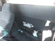 ✅ 2002 Chevrolet S-10 LS • VIN: 1GCCS19W228243706 • Lot: 43424148. Listed on IAAI with 92,266 mi. Free auction sales archive from the USA and detailed vehicle history report at DreamBid. Image 8.