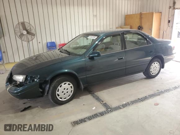 ✅ 1997 Toyota Camry LE • VIN: JT2BG22K3V0048607 • Лот: 91167575. Опубликован ранее на Copart с пробегом 89 625 миль. Бесплатный доступ к архиву аукционных продаж из США и подробный отчёт об истории автомобиля на DreamBid. Изображение 1.
