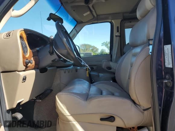 ✅ 2006 Ford Econoline Cargo • VIN: 1FDNE24L46HB38007 • Lot: 84281465. Listed on Copart with 107,139 mi. Free auction sales archive from the USA and detailed vehicle history report at DreamBid. Image 7.