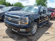 ✅ 2015 Chevrolet Silverado 1500 High Country • VIN: 3GCUKTEJ8FG188415 • Лот: 42199905. Опубликован ранее на IAAI с пробегом 116 050 миль. Бесплатный доступ к архиву аукционных продаж из США и подробный отчёт об истории автомобиля на DreamBid. Изображение 2.