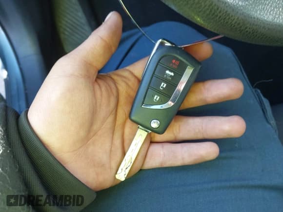 ✅ 2021 Toyota Corolla LE • VIN: JTDEPMAE8MJ151509 • Lot: 43643046. Listed on IAAI with 95,311 mi. Free auction sales archive from the USA and detailed vehicle history report at DreamBid. Image 11.