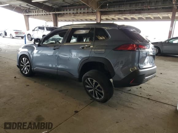 ✅ 2024 Toyota Corolla Cross XLE • VIN: 7MUDAAAG8RV083399 • Lot: 80332125. Wystawiony na Copart z przebiegiem 18 017 mil. Bezpłatny archiwum sprzedaży aukcyjnych z USA i szczegółowy raport historii pojazdu na DreamBid. Zdjęcie 2.