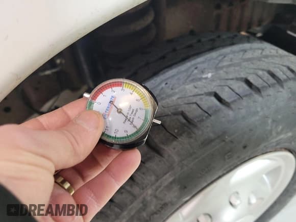 ✅ 2008 Ford Econoline Cargo Commercial • VIN: 1FTNE24W88DA51249 • Lot: 43923989. Listed on IAAI with 88,715 mi. Free auction sales archive from the USA and detailed vehicle history report at DreamBid. Image 22.