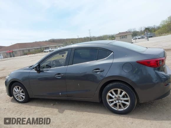 ✅ 2016 Mazda 3 i Sport • VIN: JM1BM1U76G1303329 • Lot: 42138874. Listed on IAAI with 226,813 mi. Free auction sales archive from the USA and detailed vehicle history report at DreamBid. Image 14.