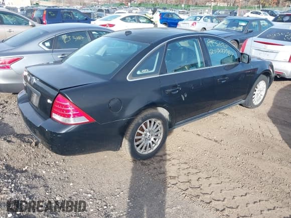 ✅ 2007 Mercury Montego Premier • VIN: 1MEHM43107G603596 • Лот: 41623236. Опубликован ранее на IAAI с пробегом Не указан. Бесплатный доступ к архиву аукционных продаж из США и подробный отчёт об истории автомобиля на DreamBid. Изображение 4.