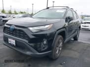 ✅ 2024 Toyota RAV4 Hybrid XLE Premium • VIN: 4T3B6RFV6RU159449 • Lot: 42180580. Wystawiony na IAAI z przebiegiem 17 930 mil. Bezpłatny archiwum sprzedaży aukcyjnych z USA i szczegółowy raport historii pojazdu na DreamBid. Zdjęcie 17.