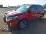 ✅ 2015 Kia Sorento SX Limited • VIN: 5XYKWDA74FG619438 • Лот: 42724294. Опубликован ранее на IAAI с пробегом 111 654 миль. Бесплатный доступ к архиву аукционных продаж из США и подробный отчёт об истории автомобиля на DreamBid. Изображение 2.