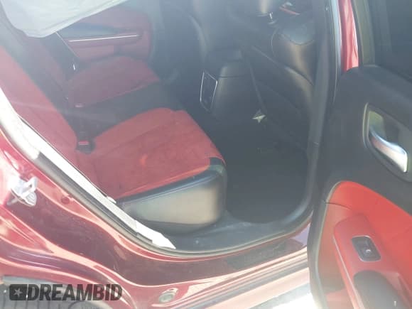 ✅ 2019 Dodge Charger Scat Pack • VIN: 2C3CDXGJ3KH542169 • Lot: 43563649. Listed on IAAI with 56,005 mi. Free auction sales archive from the USA and detailed vehicle history report at DreamBid. Image 8.