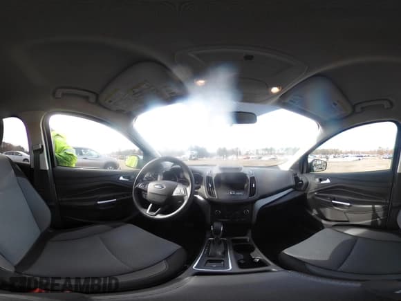 ✅ 2018 Ford Escape SE • VIN: 1FMCU9GD8JUB93096 • Lot: 43889141. Wystawiony na IAAI z przebiegiem 52 535 mil. Bezpłatny archiwum sprzedaży aukcyjnych z USA i szczegółowy raport historii pojazdu na DreamBid. Zdjęcie 19.