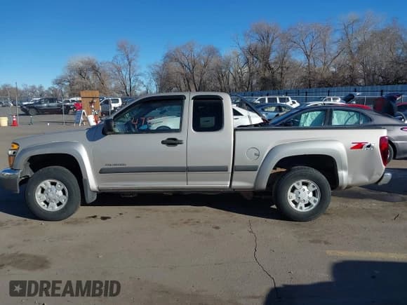 ✅ 2004 Chevrolet Colorado LS Z71 • VIN: 1GCDT196448133938 • Lot: 41647829. Wystawiony na IAAI z przebiegiem 196 530 mil. Bezpłatny archiwum sprzedaży aukcyjnych z USA i szczegółowy raport historii pojazdu na DreamBid. Zdjęcie 14.