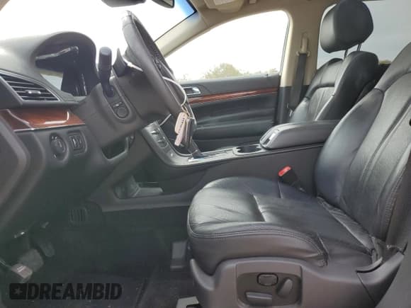 ✅ 2014 Lincoln MKT • VIN: 2LMHJ5FK2EBL57627 • Lot: 51113825. Listed on Copart with 79,466 mi. Free auction sales archive from the USA and detailed vehicle history report at DreamBid. Image 7.