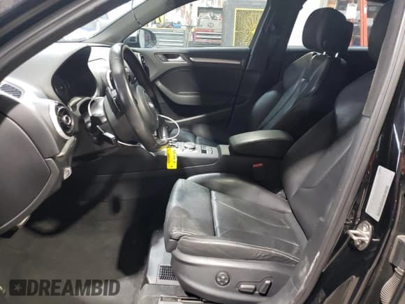 ✅ 2015 Audi A3 Premium • VIN: WAUBFGFF6F1134684 • Lot: 70941075. Wystawiony na Copart z przebiegiem 107 652 mil. Bezpłatny archiwum sprzedaży aukcyjnych z USA i szczegółowy raport historii pojazdu na DreamBid. Zdjęcie 7.