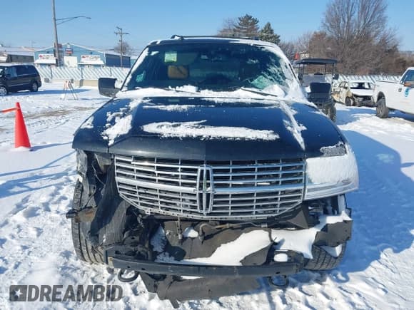 ✅ 2013 Lincoln Navigator • VIN: 5LMJJ2J5XDEL00072 • Лот: 41565358. Опубликован ранее на IAAI с пробегом 230 896 миль. Бесплатный доступ к архиву аукционных продаж из США и подробный отчёт об истории автомобиля на DreamBid. Изображение 12.