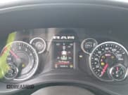 ✅ 2023 Ram 1500 Big Horn • VIN: 1C6RRFFG6PN584378 • Lot: 43703208. Wystawiony na IAAI z przebiegiem 36 248 mil. Bezpłatny archiwum sprzedaży aukcyjnych z USA i szczegółowy raport historii pojazdu na DreamBid. Zdjęcie 7.