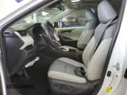 ✅ 2023 Toyota RAV4 Hybrid XLE Premium • VIN: JTMB6RFV4PD542820 • Лот: 84806085. Опубликован ранее на Copart с пробегом 31 306 миль. Бесплатный доступ к архиву аукционных продаж из США и подробный отчёт об истории автомобиля на DreamBid. Изображение 7.