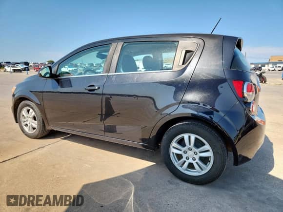 2015 Chevrolet Sonic LT с VIN 1G1JC6SB0F4157826, выставлен на аукционе Copart как лот 69549785 с пробегом 101 463 миль миль и Чистый • Clean title. История ставок и продаж доступна на DreamBid. Изображение 2.