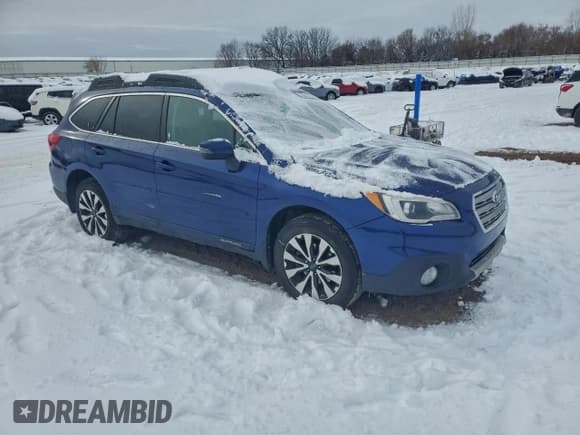 ✅ 2015 Subaru Outback Limited • VIN: 4S4BSBNC5F3288554 • Лот: 93911725. Опубликован ранее на Copart с пробегом Не указан. Бесплатный доступ к архиву аукционных продаж из США и подробный отчёт об истории автомобиля на DreamBid. Изображение 4.