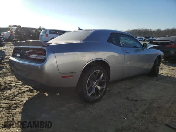 ✅ 2015 Dodge Challenger SXT Plus • VIN: 2C3CDZBG9FH707770 • Lot: 36826334. Wystawiony na Copart z przebiegiem 103 067 mil. Bezpłatny archiwum sprzedaży aukcyjnych z USA i szczegółowy raport historii pojazdu na DreamBid. Zdjęcie 3.
