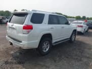 ✅ 2011 Toyota 4Runner SR5 • VIN: JTEZU5JR4B5014832 • Лот: 42369600. Опубликован ранее на IAAI с пробегом 256 676 миль. Бесплатный доступ к архиву аукционных продаж из США и подробный отчёт об истории автомобиля на DreamBid. Изображение 4.