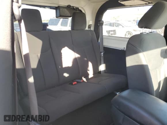 ✅ 2016 Jeep Wrangler Sport • VIN: 1C4AJWAG0GL119613 • Lot: 87290205. Listed on Copart with 114,023 mi. Free auction sales archive from the USA and detailed vehicle history report at DreamBid. Image 11.