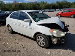 2009 Hyundai Accent Auto GLS z VIN KMHCN46C49U378170, wystawiony jako Copart lot #72896504 z przebiegiem Nie podano mil oraz Szkoda całkowita • Salvage title. Historia ofert i sprzedaży dostępna na DreamBid. Obrazek 4.
