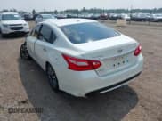 ✅ 2017 Nissan Altima SL • VIN: 1N4AL3AP8HC130620 • Lot: 42861463. Listed on IAAI with 146,857 mi. Free auction sales archive from the USA and detailed vehicle history report at DreamBid. Image 3.