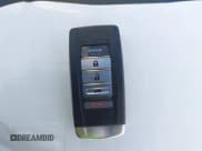 ✅ 2017 Acura RLX w/Advance Pkg • VIN: JH4KC1F93HC000515 • Lot: 41735365. Wystawiony na IAAI z przebiegiem 33 378 mil. Bezpłatny archiwum sprzedaży aukcyjnych z USA i szczegółowy raport historii pojazdu na DreamBid. Zdjęcie 11.