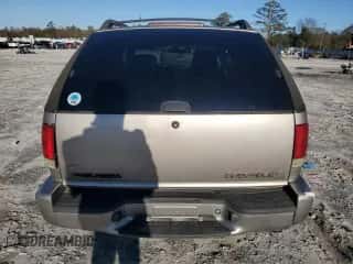 2003 Chevrolet Blazer Xtreme z VIN 1GNCS18X63K132338, wystawiony jako Copart lot #84887164 z przebiegiem 211 194 mil mil oraz Szkoda całkowita • Salvage title. Historia ofert i sprzedaży dostępna na DreamBid. Obrazek 6.