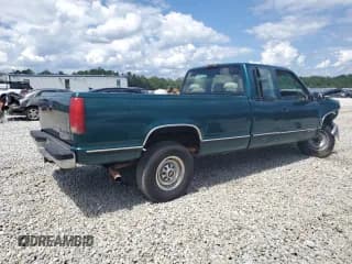✅ 1998 Chevrolet Silverado 2500 • VIN: 1GCGC29R2WE121496 • Lot: 66140465. Wystawiony na Copart z przebiegiem 336 305 mil. Bezpłatny archiwum sprzedaży aukcyjnych z USA i szczegółowy raport historii pojazdu na DreamBid. Zdjęcie 3.