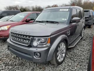 ✅ 2015 Land Rover LR4 HSE • VIN: SALAG2V60FA762216 • Лот: 92057415. Опубликован ранее на Copart с пробегом 147 384 миль. Бесплатный доступ к архиву аукционных продаж из США и подробный отчёт об истории автомобиля на DreamBid. Изображение 1.