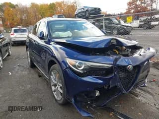 ✅ 2018 Alfa Romeo Stelvio Ti • VIN: ZASFAKBN1J7B92282 • Lot: 43473684. Wystawiony na IAAI z przebiegiem 62 756 mil. Bezpłatny archiwum sprzedaży aukcyjnych z USA i szczegółowy raport historii pojazdu na DreamBid. Zdjęcie 1.