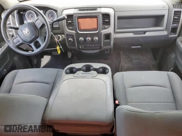 ✅ 2014 Ram 2500 Tradesman • VIN: 3C6UR5CL7EG144696 • Lot: 63323125. Wystawiony na Copart z przebiegiem 136 889 mil. Bezpłatny archiwum sprzedaży aukcyjnych z USA i szczegółowy raport historii pojazdu na DreamBid. Zdjęcie 8.