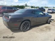 ✅ 2019 Dodge Challenger SXT • VIN: 2C3CDZAG8KH530222 • Lot: 68830194. Wystawiony na Copart z przebiegiem 44 601 mil. Bezpłatny archiwum sprzedaży aukcyjnych z USA i szczegółowy raport historii pojazdu na DreamBid. Zdjęcie 3.